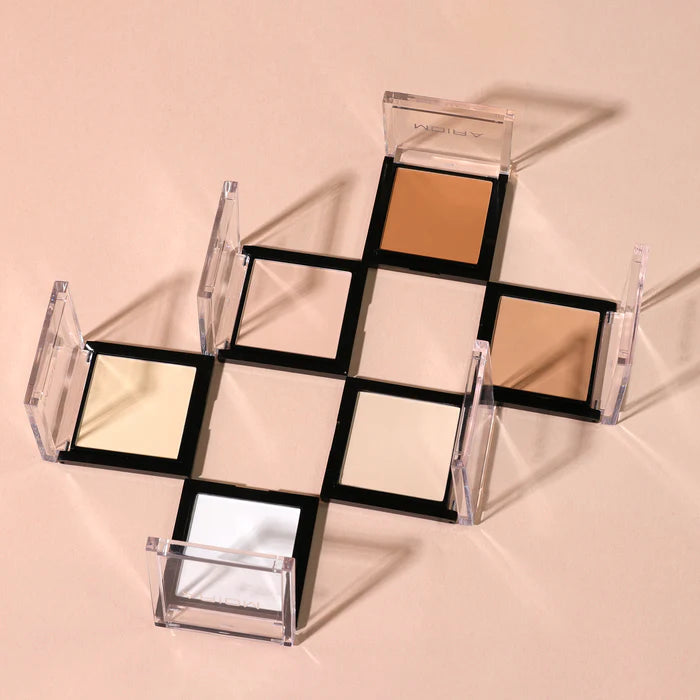 MOIRA- MEDIUM TAN- Lavish Pressed Finishing Powder - بودرة مضغوطة - أسمر متوسط